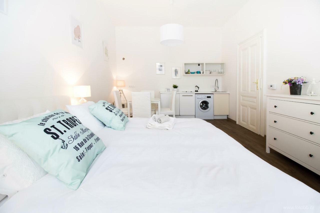 Romantic Apartment Petra - Free Parking Friday-Sunday Prag Exterior foto
